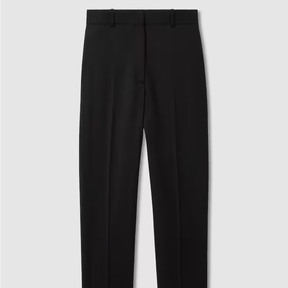 REISS HAISLEY
WOOL BLEND TAPERED SUIT TROUSERS IN BLACK Size 8